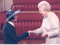 Bev&Queen3